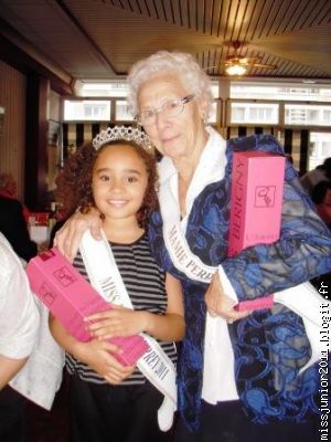 Miss junior Perrey 2011 et Mamie Perrey 2011